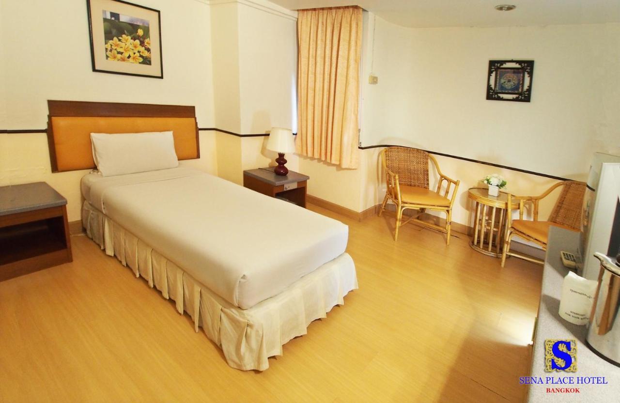 Sena Place Hotel Bangkok Bagian luar foto